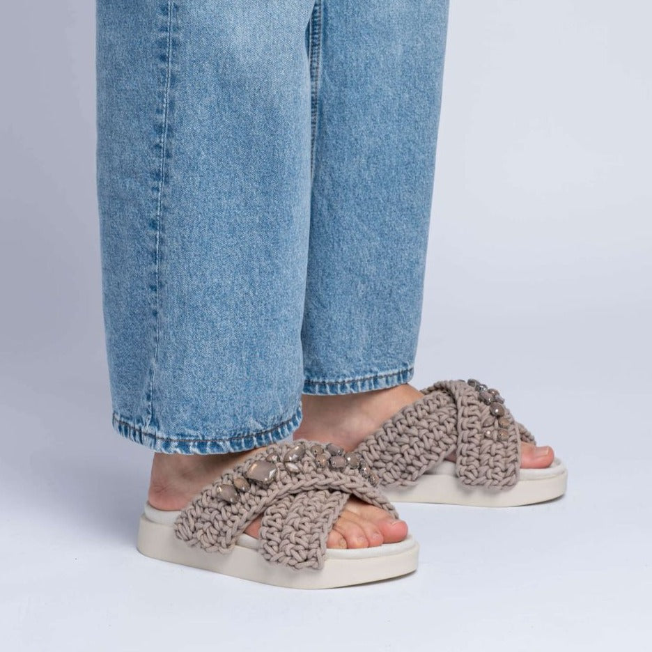 WOVEN STONES Sandal