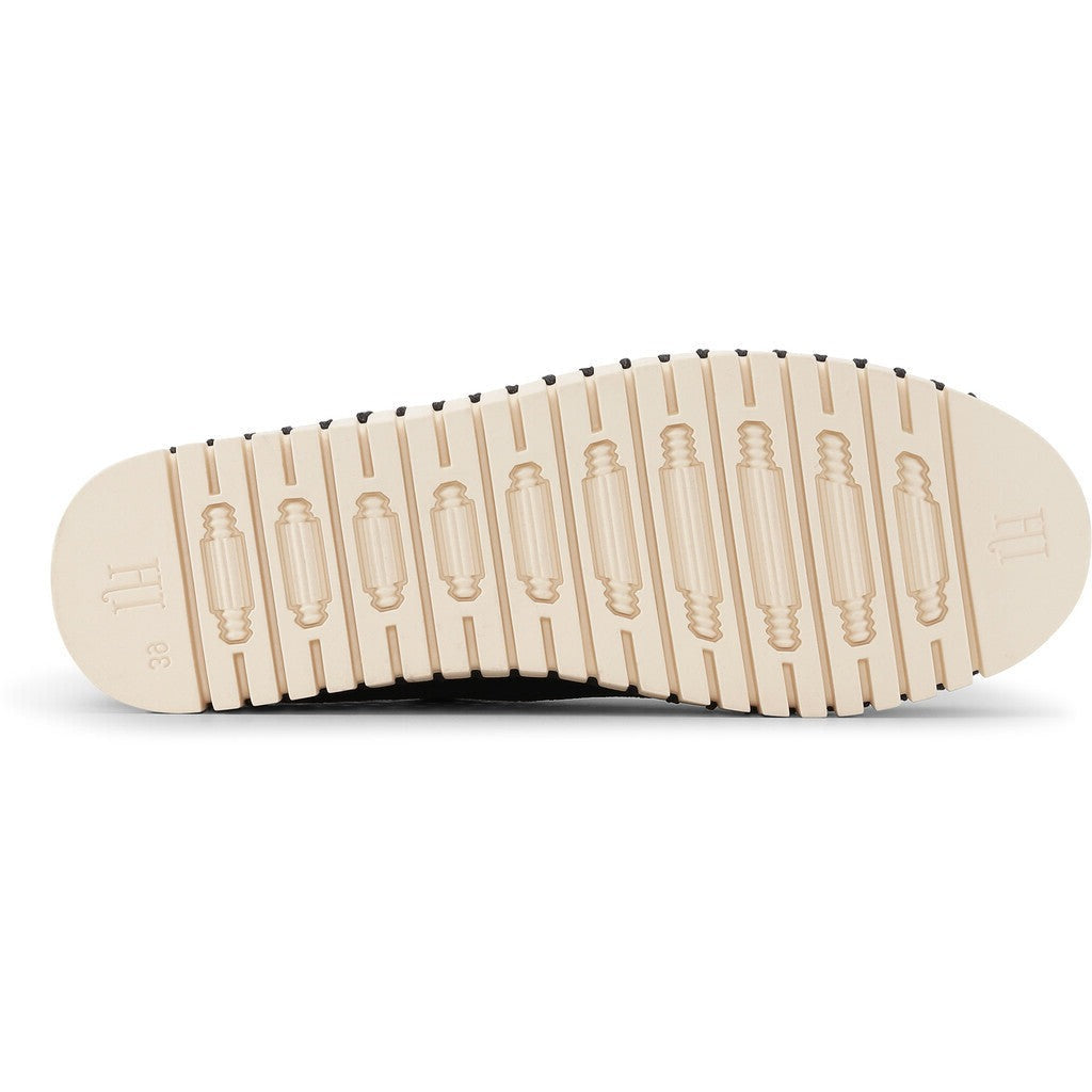 Tulip Flats Sneaker