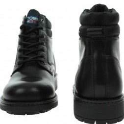 CLASSIC SHORT LACE UP BOOT