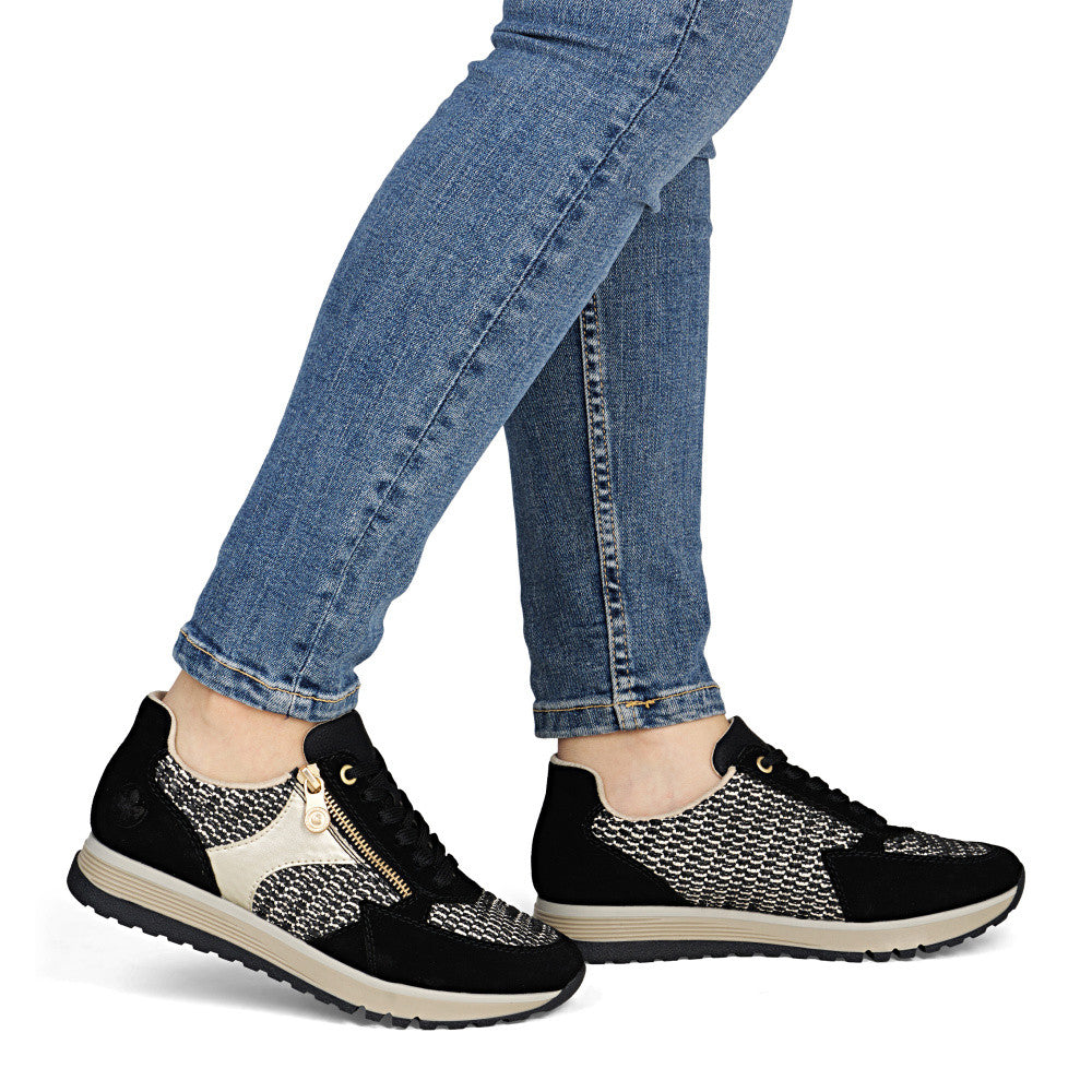 Classic Zip Sneaker