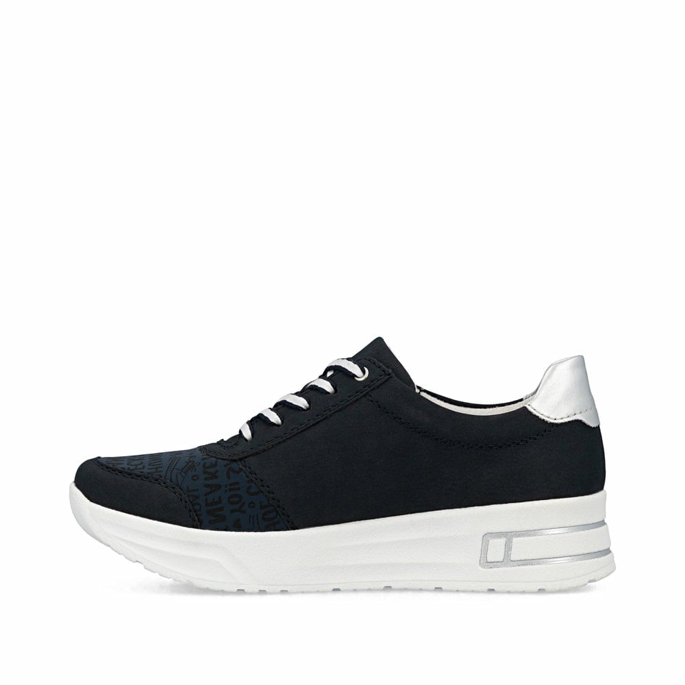 Lightweight Zip Sneaker