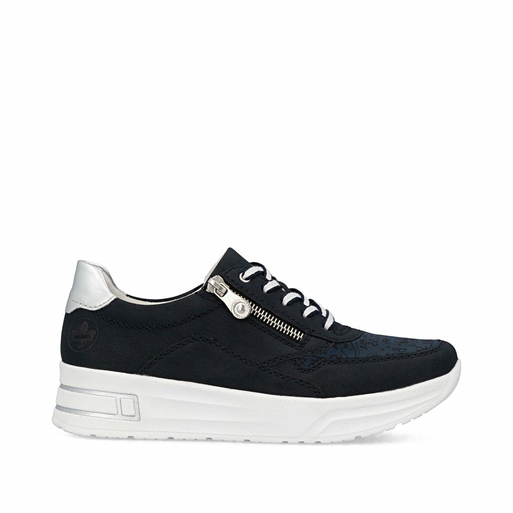 Lightweight Zip Sneaker